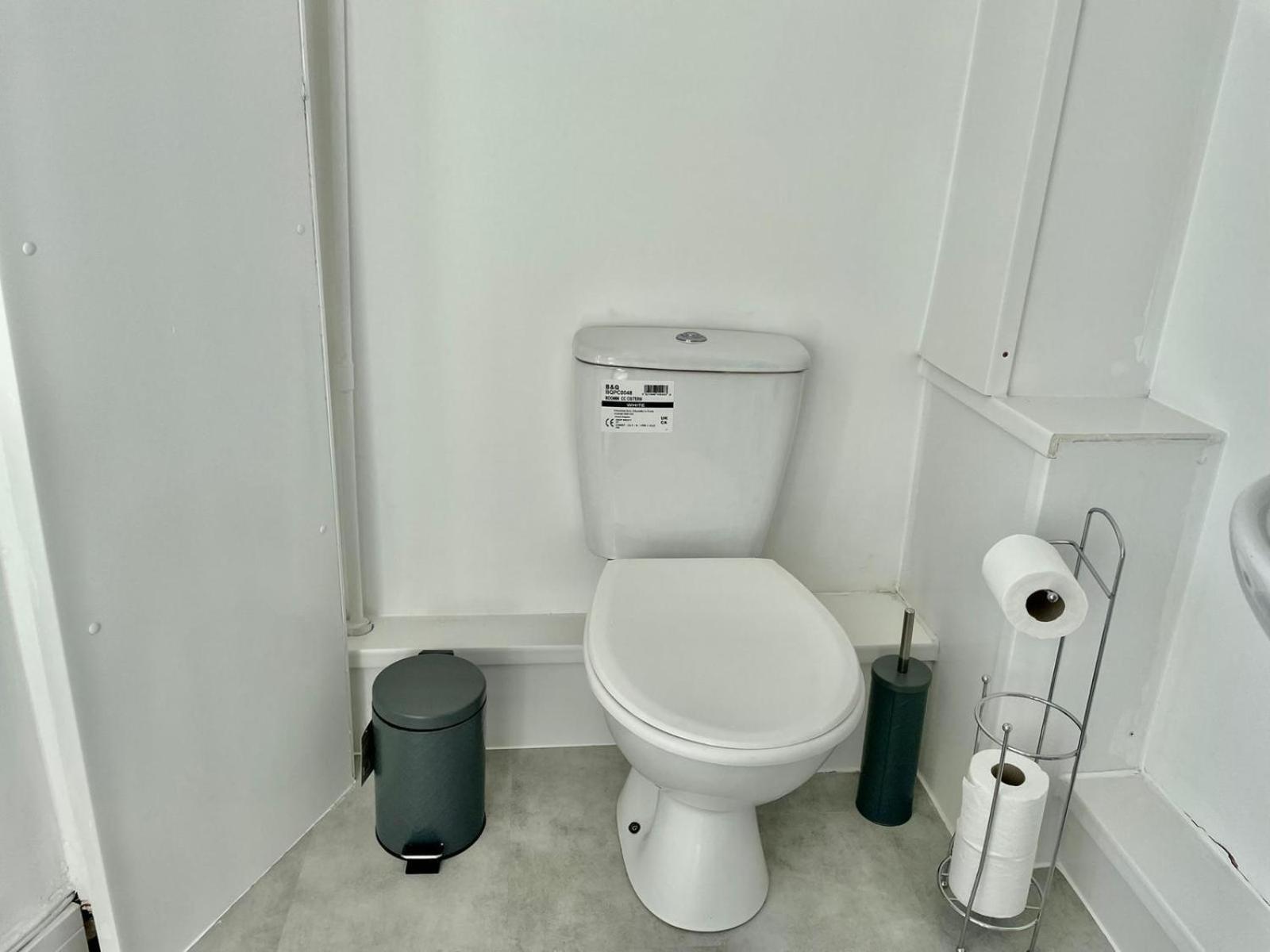 Cheerful 1 Bed Apartment Cardiff City Centre - Penarth Rd Buitenkant foto