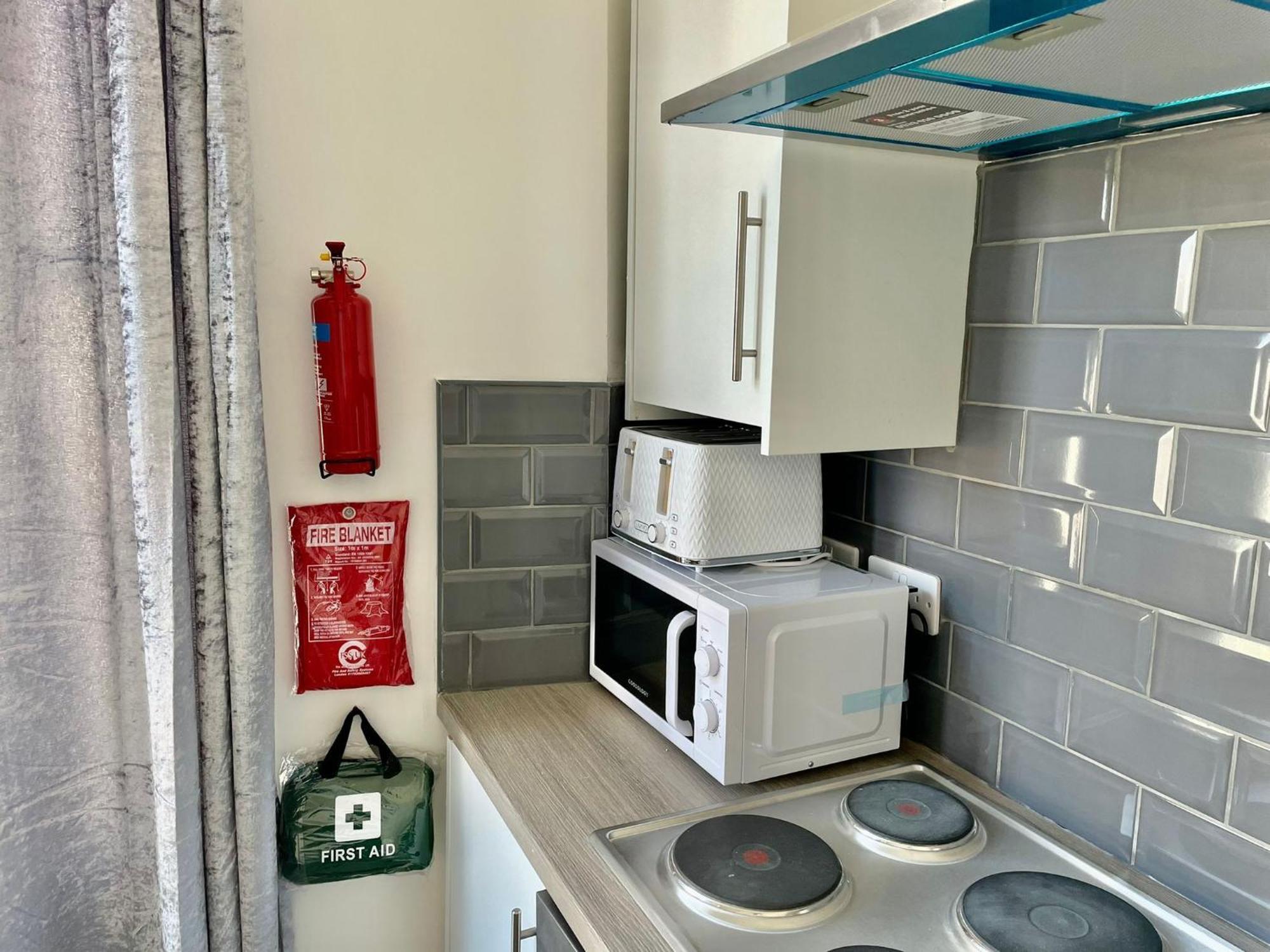 Cheerful 1 Bed Apartment Cardiff City Centre - Penarth Rd Buitenkant foto