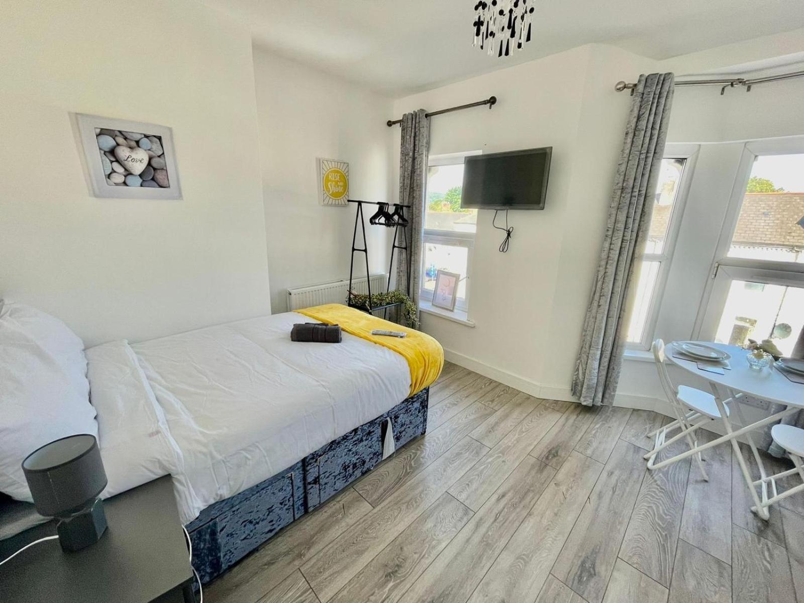 Cheerful 1 Bed Apartment Cardiff City Centre - Penarth Rd Kamer foto